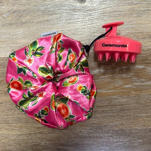Ceremonia Scalp Masajeador & 100% Satin Scrunchie - Picture 1 of 9